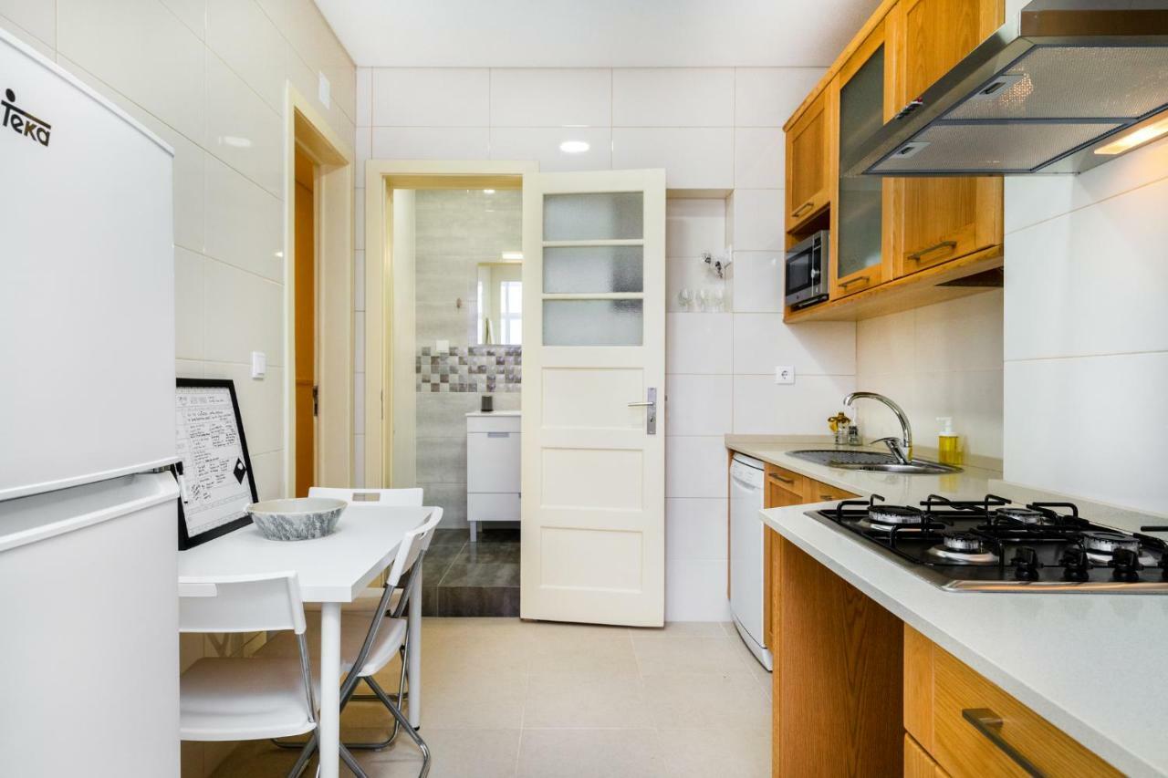 Whome Hideaway Family Apartment #1E Lisboa Екстериор снимка
