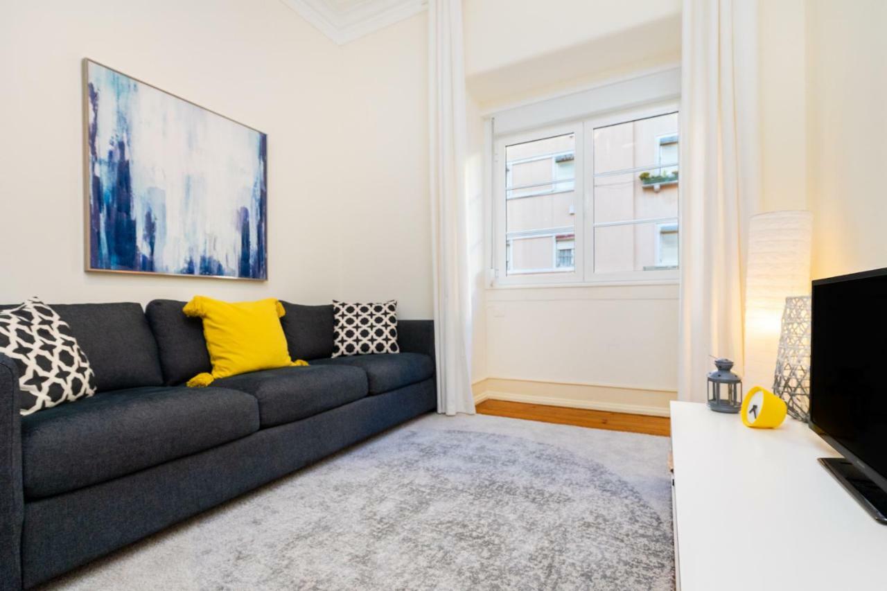 Whome Hideaway Family Apartment #1E Lisboa Екстериор снимка